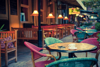 Straßencafe, Neuseeland Mietwagenrundreise