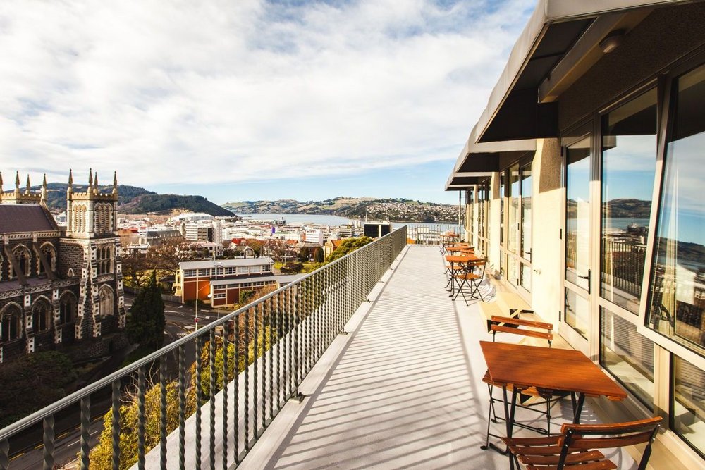 Balkon mit schönem Blick über die Stadt, The Brothers Boutique Hotel, Dunedin, Neuseeland Reise