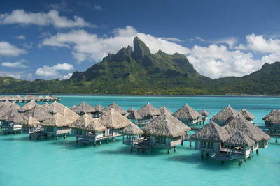 Ausblick über das St. Regis Bora Bora, Französisch Polynesien, Südsee Inselhopping