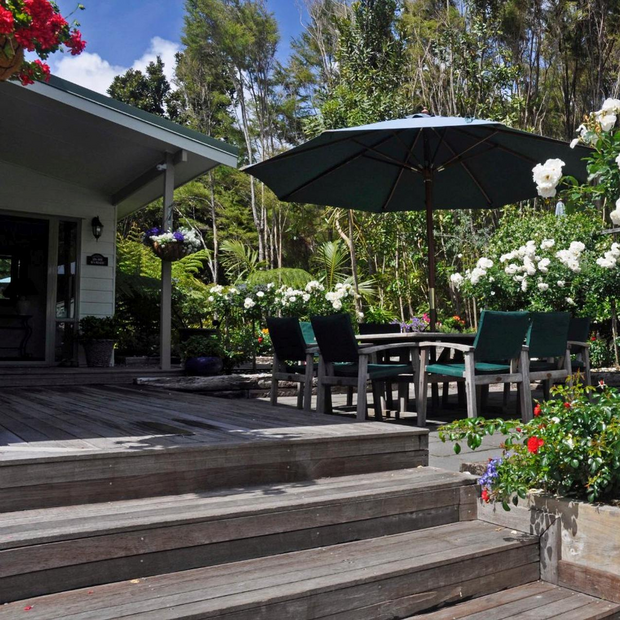 Garten, Rewa House Luxury Bed & Breakfast, Tairua, Neuseeland Rundreise