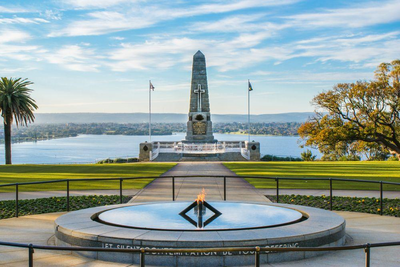 State War Memorial, Kingspark, Perth, Australien Zugreise
