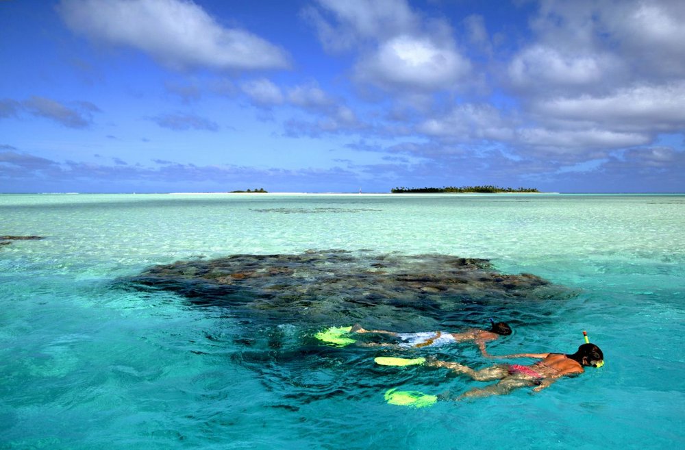 Schnorcheln im türkisblauen Meer, Pacific Resort Aitutaki Nui, Cook Islands, Südsee Reise