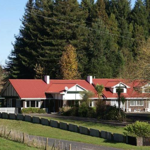 Außenansicht, Redwood Lodge Bed & Breakfast, Waikato, Neuseeland Rundreise
