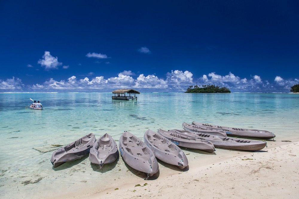 Kajaks am Strand, Pacific Resort Rarotonga, Cook Islands, Südsee Reise