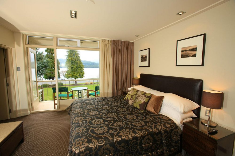 Zimmer mit schönem Ausblick, Distinction Te Anau Hotel & Villas, Neuseeland Reise